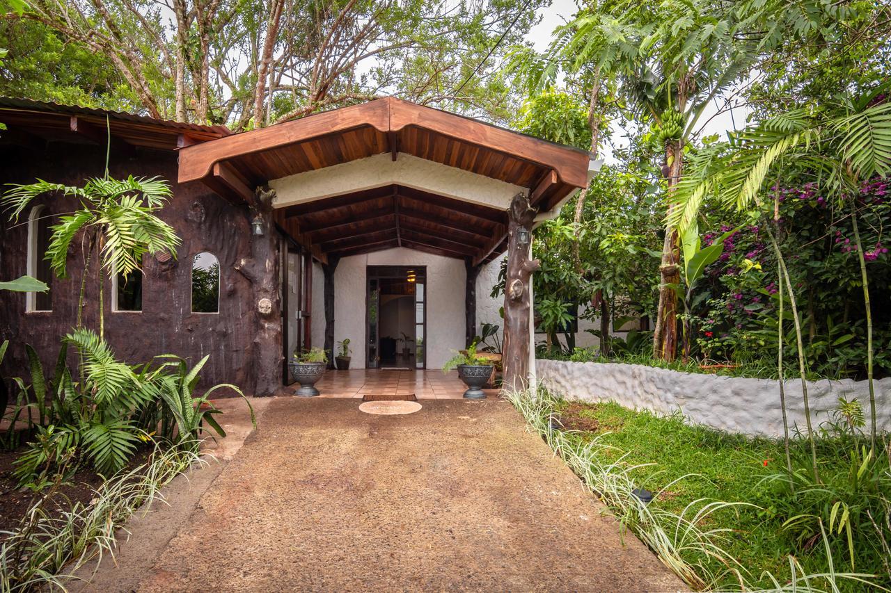 Monte Fresco Hostel Boutique Puntarenas Exteriör bild