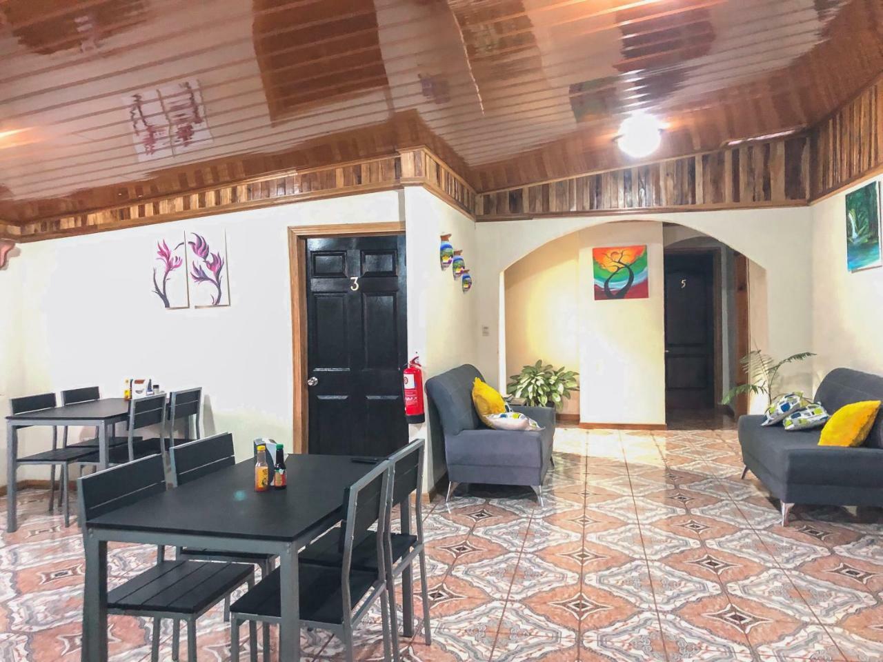 Monte Fresco Hostel Boutique Puntarenas Exteriör bild